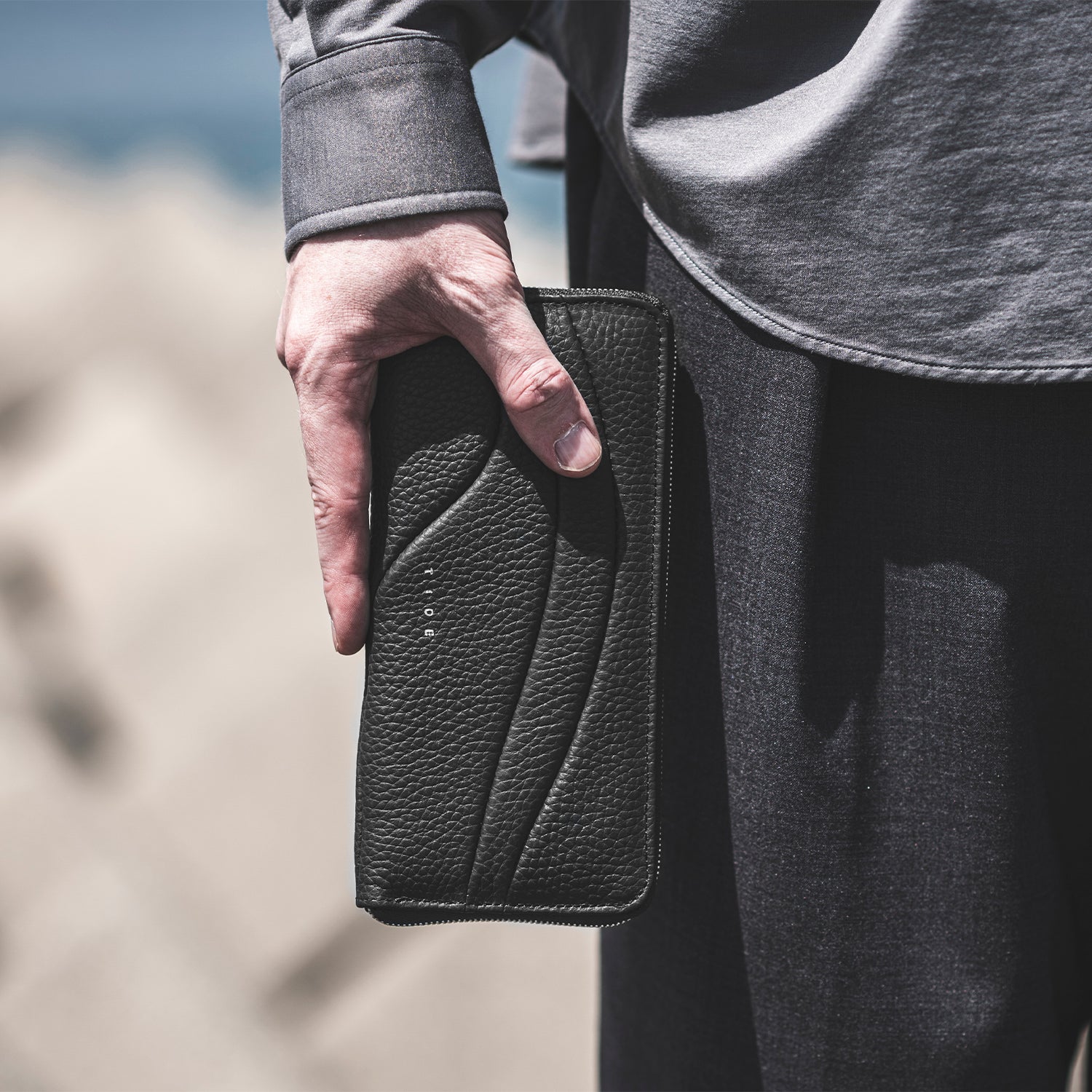 07/42 LONG WALLET (Black)